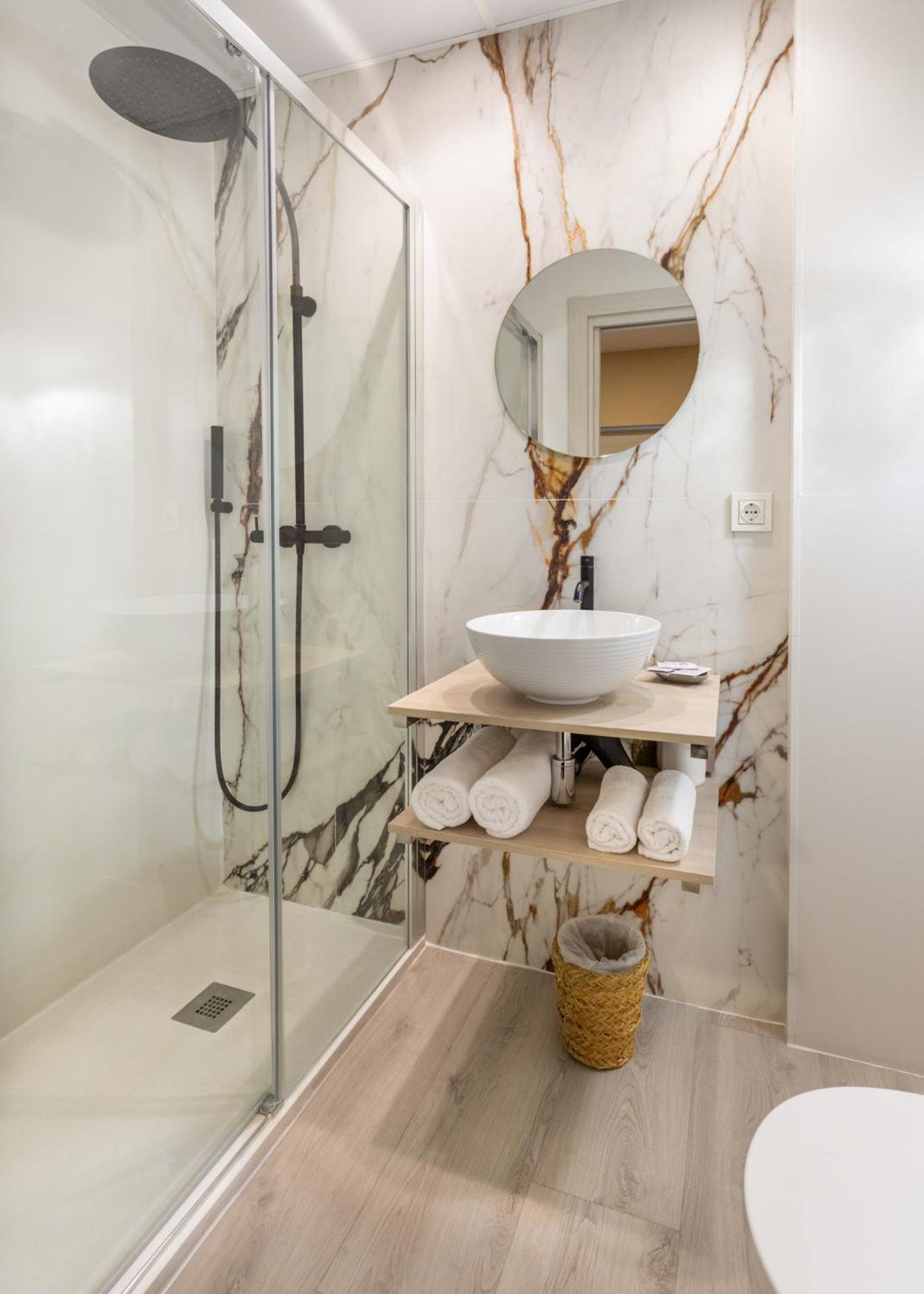 Hostal Plaza Boutique (Adults Only) Zaragoza Eksteriør bilde