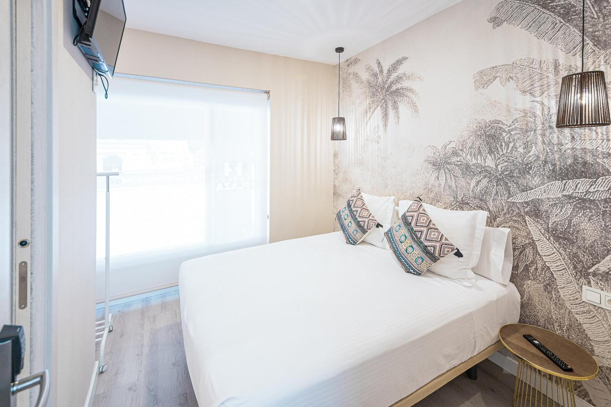 Hostal Plaza Boutique (Adults Only) Zaragoza Eksteriør bilde